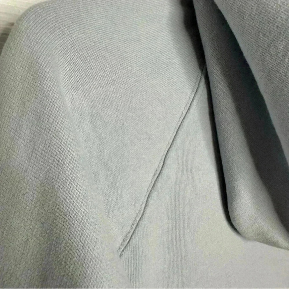 Levi’s Hoodie Light Blue &  Green Size Medium - Picture 2 of 16